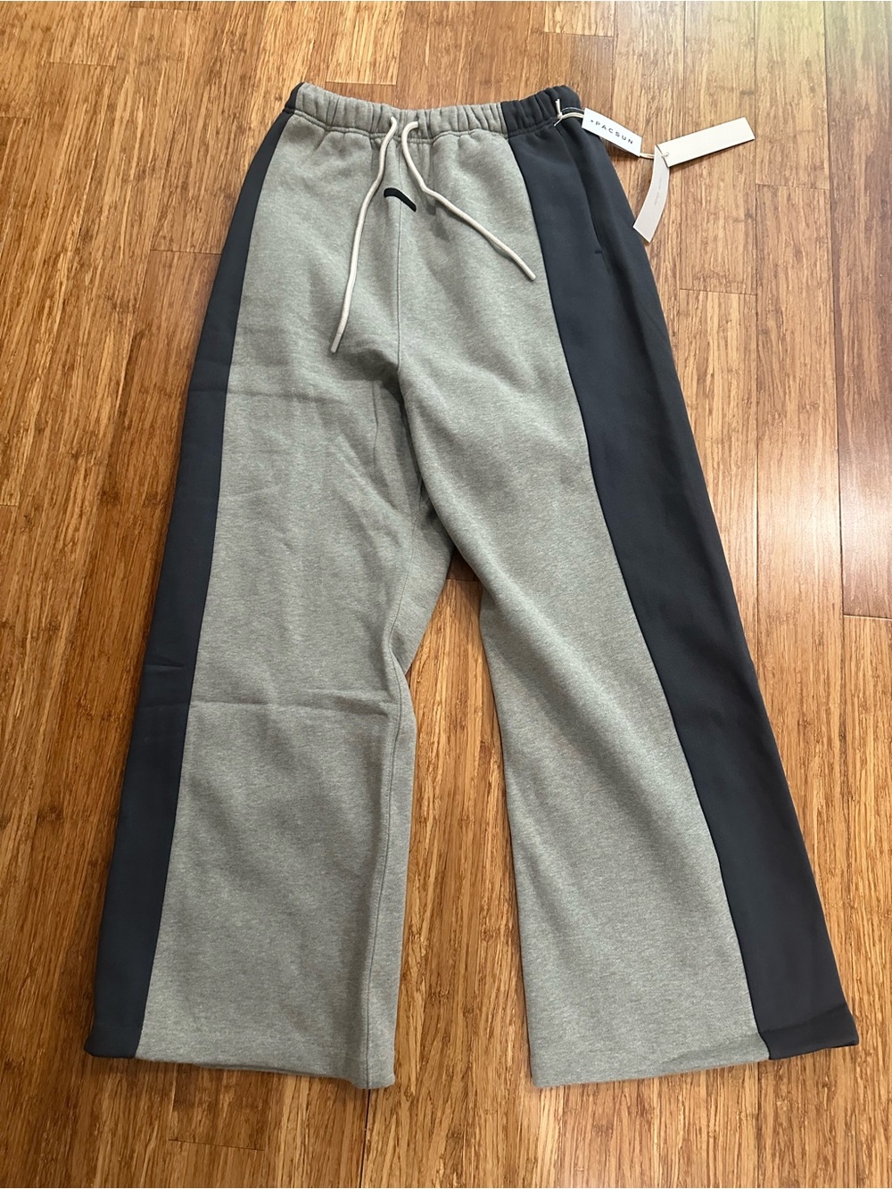 NWT Essentials Mens Sweat Pants